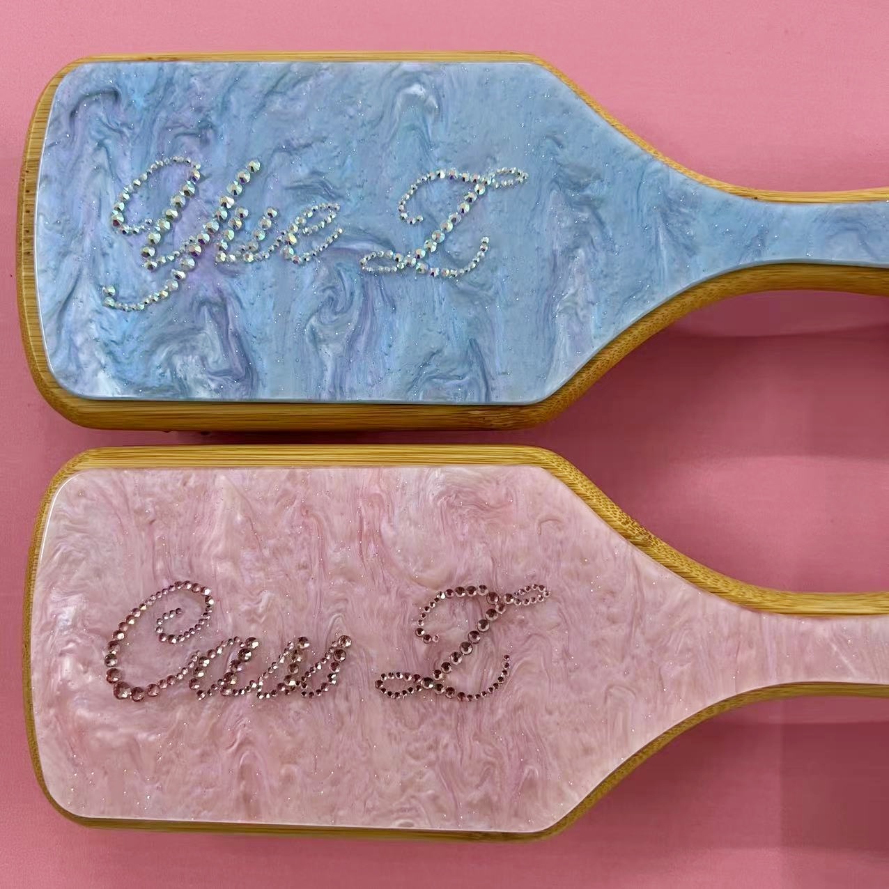 Haarbürste mit Strass-Namen, p – Hair Care Names Bewertung und Preis
