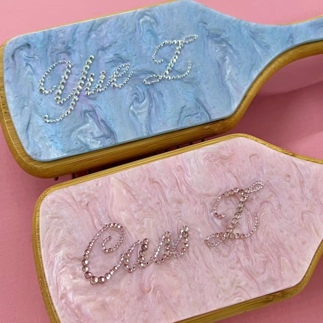 Haarbürste mit Strass-Namen, p – Hair Care Names Bewertung und Preis